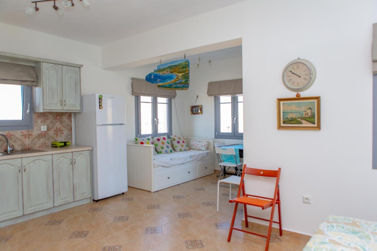 Armonia Studios, Apartments & Villa Микри Вигла Екстериор снимка
